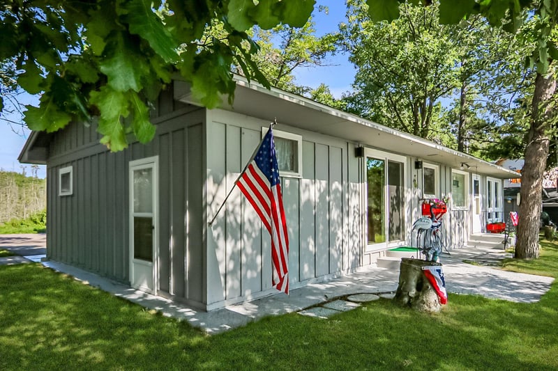 5553 Wilderness Rd, Pequot Lakes, MN 56472
