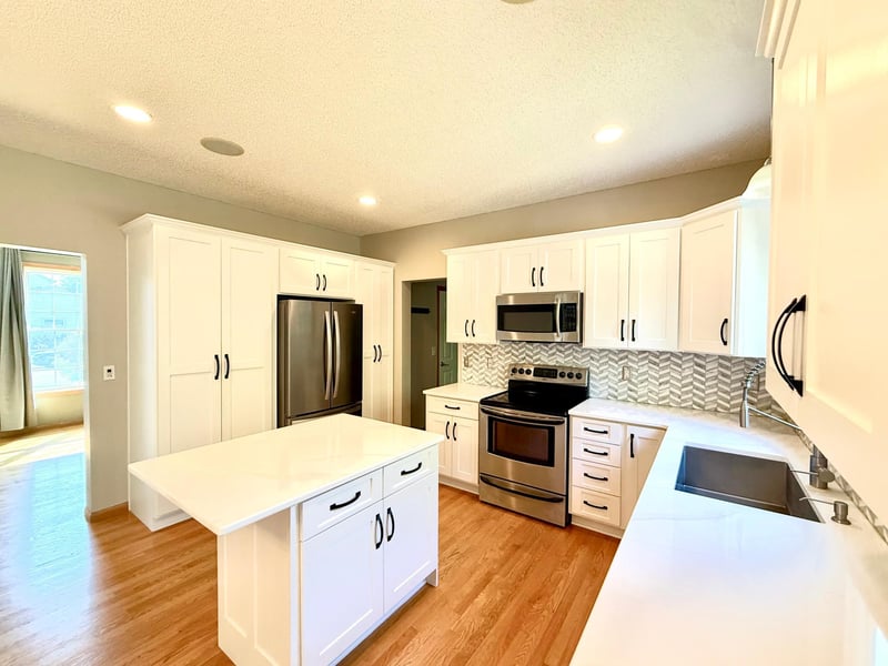 6034 Summit Curve S, Cottage Grove, MN 55016