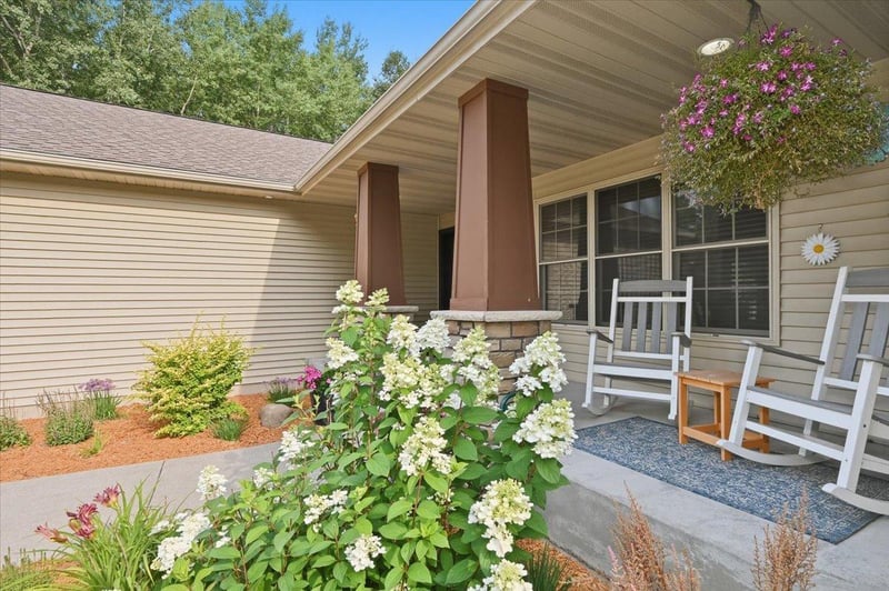 4210 Creekwood Pl, Hermantown, MN 55811