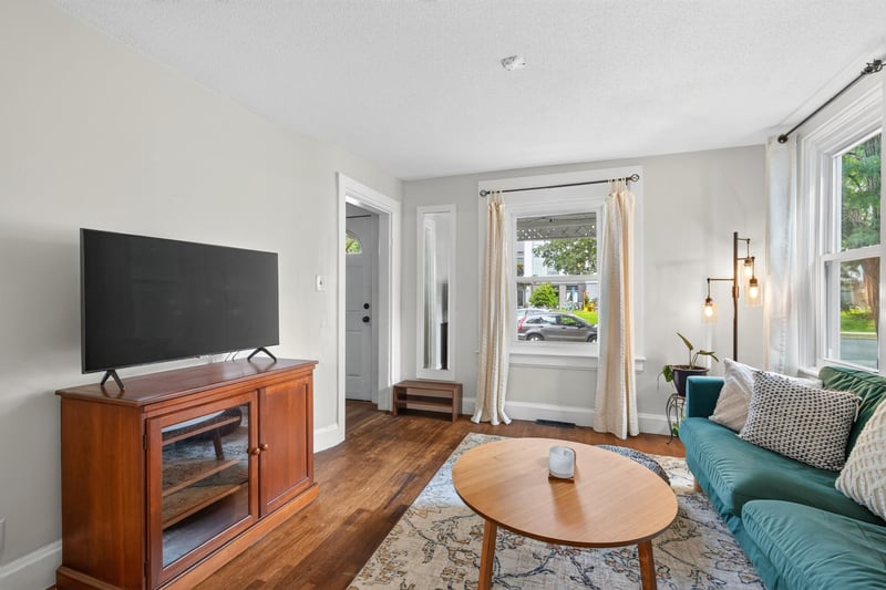 1838 Jackson St NE, Minneapolis, MN 55418