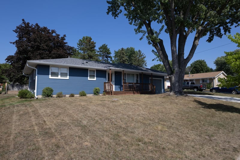 954 Linda Ave, Red Wing, MN 55066