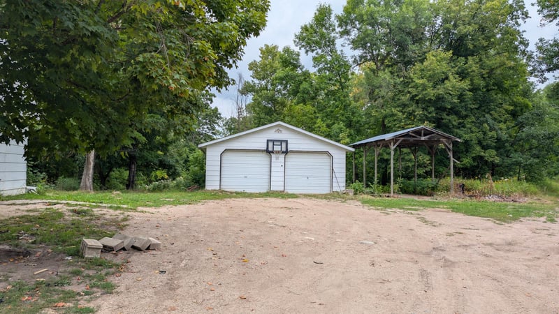 15890 390th St, Bagley, MN 56621