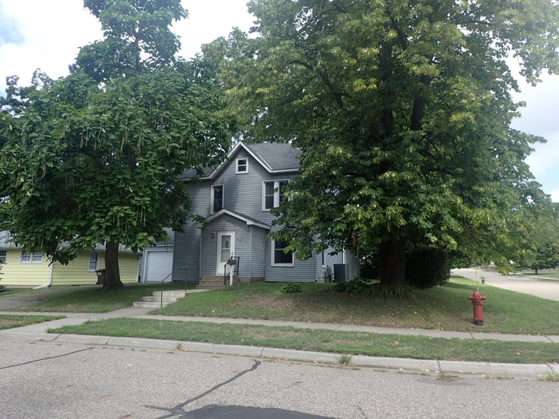 201 3rd St NW, Buffalo, MN 55313