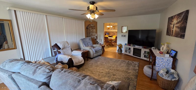 1127 8th St, International Falls, MN 56649