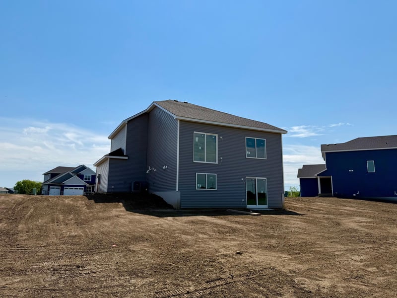 1926 Pierce St S, Cambridge, MN 55008