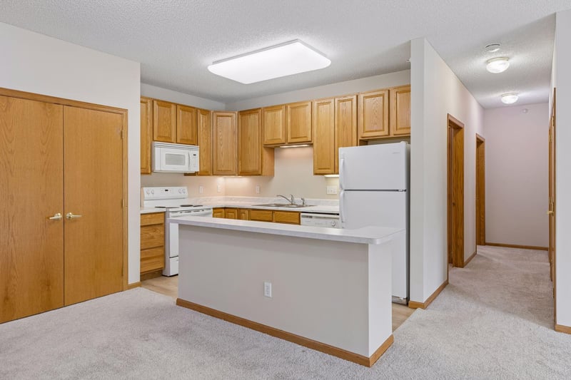 4824 E 53rd St #307, Minneapolis, MN 55417