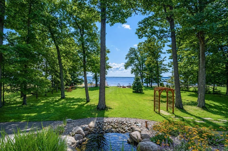 6245 Sugarbush Trl, Brainerd, MN 56401