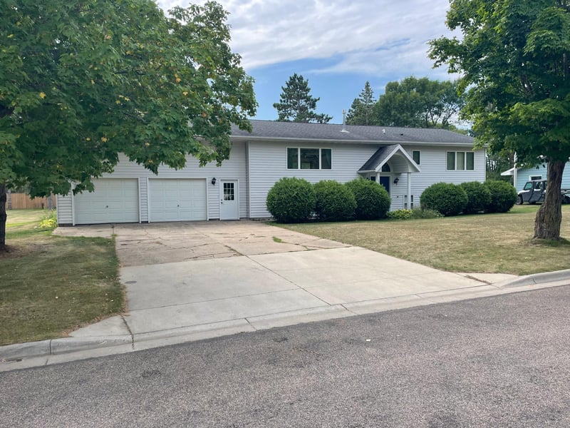 104 Poulson Ave, Henning, MN 56551