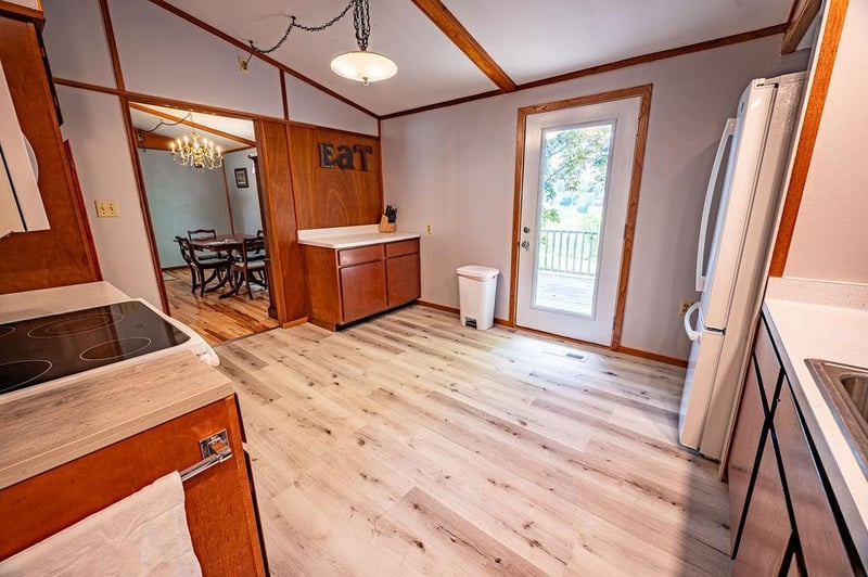 1309 Debra St, Ellsworth, WI 54011