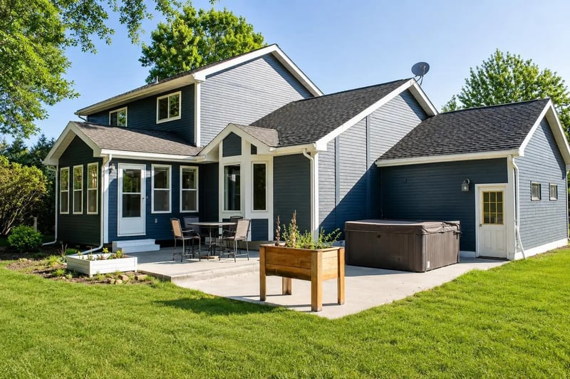 307 E Park Dr, Hibbing, MN 55746