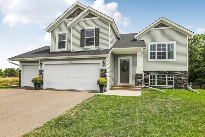4765 8th Street Loop NE, Saint Cloud, MN 56304