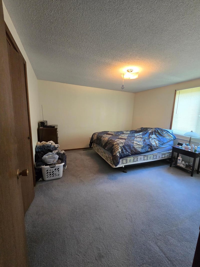 1011 90th Ave, Pipestone, MN 56164