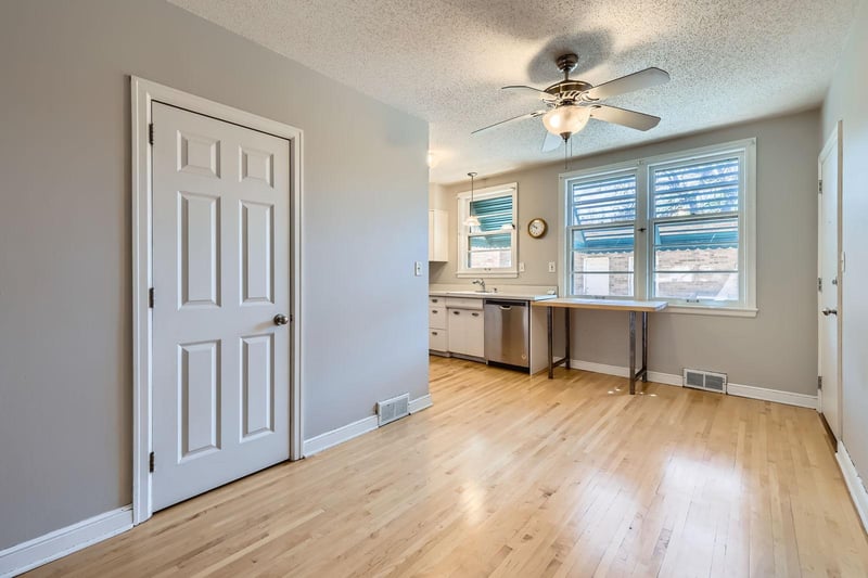3527 Dupont Ave S #3, Minneapolis, MN 55408
