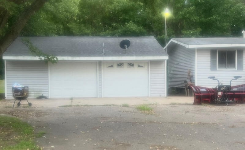 9857 W Lake Ct, Rice, MN 56367