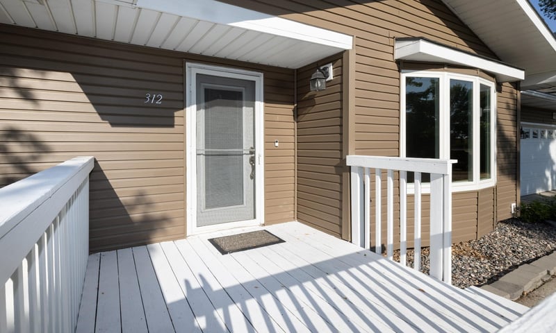 312 3rd Ave E, Halstad, MN 56548