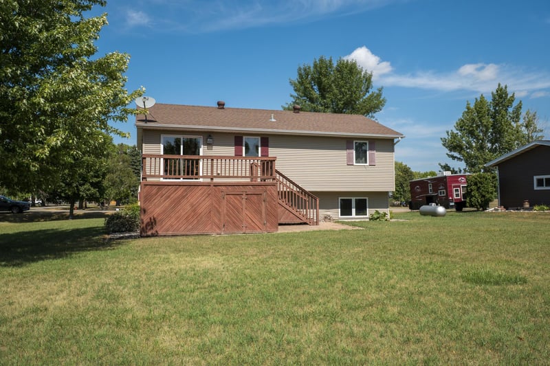 621 Southview Dr, Hendrum, MN 56550