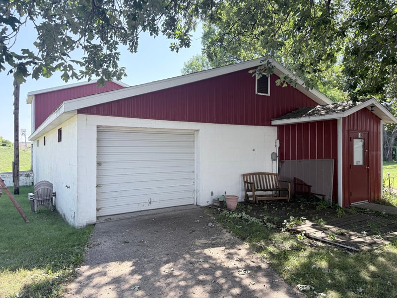 618 Main St W, Detroit Lakes, MN 56501