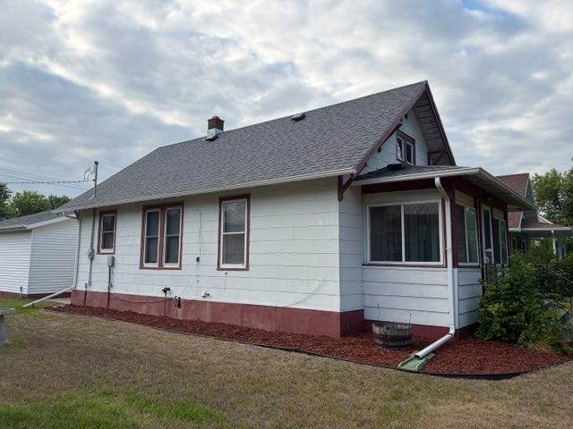 209 6th St SE, Barnesville, MN 56514