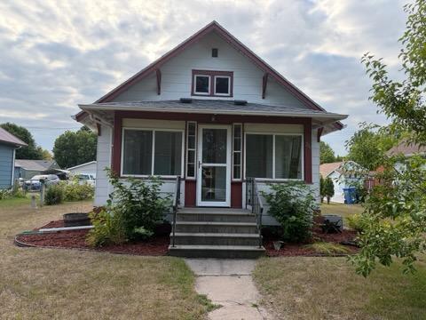 209 6th St SE, Barnesville, MN 56514