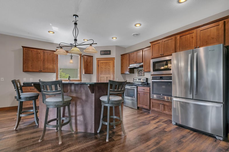 2218 72nd Ave N, Saint Cloud, MN 56303