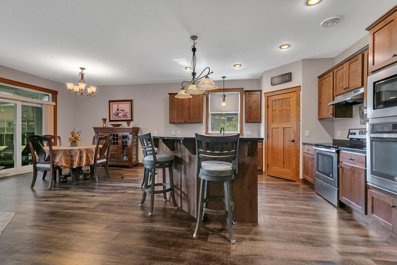 2218 72nd Ave N, Saint Cloud, MN 56303