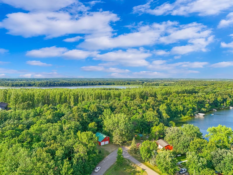 43283 Bluebell Rd, Dent, MN 56528