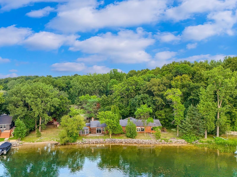 43283 Bluebell Rd, Dent, MN 56528