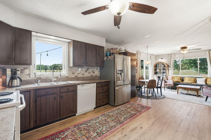 10601 56 1/2 St, Clear Lake, MN 55319