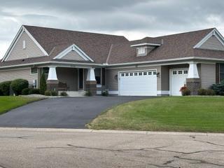 9779 Wedgewood Cir, Woodbury, MN 55125