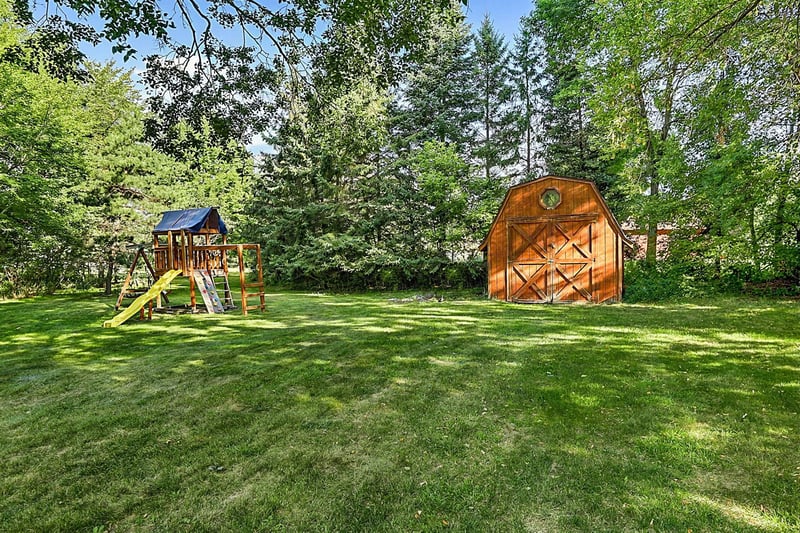 207 2nd St NE, Saint Stephen, MN 56375