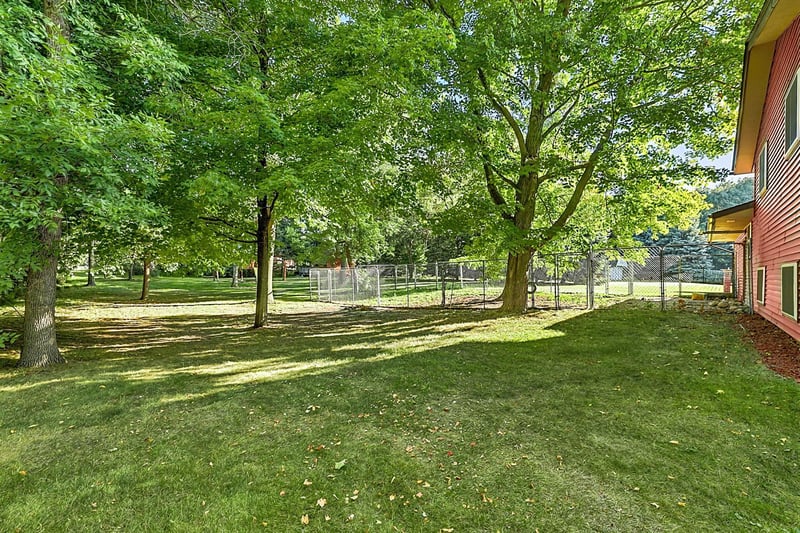 207 2nd St NE, Saint Stephen, MN 56375