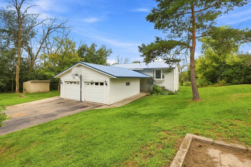 20046 Hillside Dr, Corcoran, MN 55374