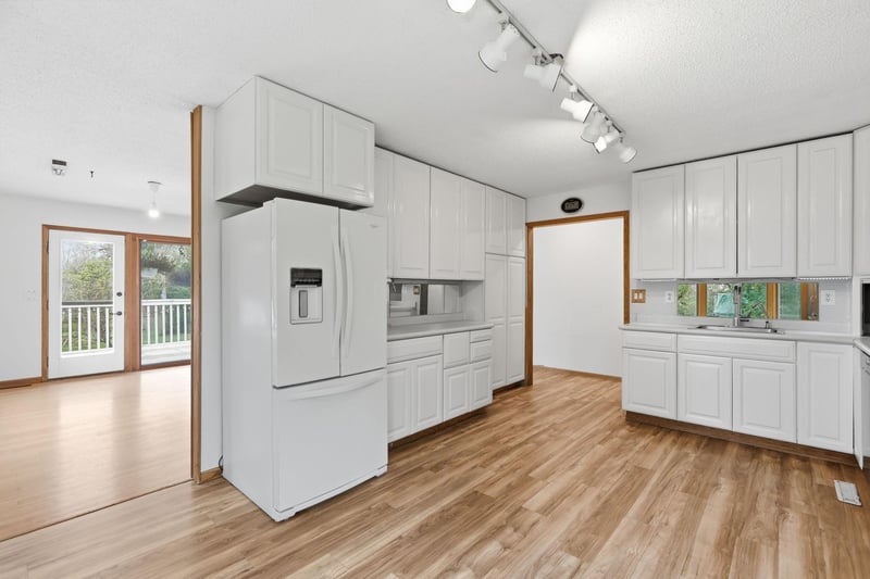 20046 Hillside Dr, Corcoran, MN 55374