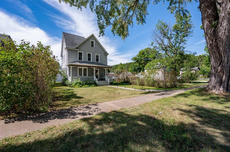 105 Ethel St, Marble, MN 55764