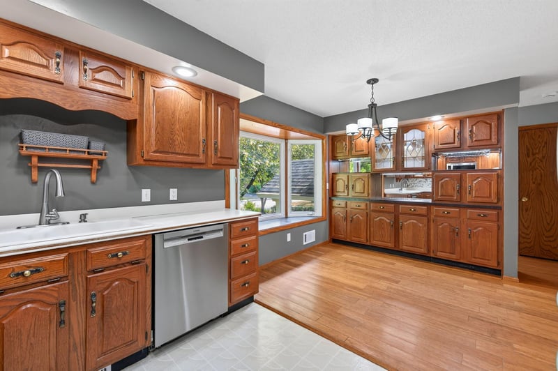 2200 Mounds Ave, New Brighton, MN 55112