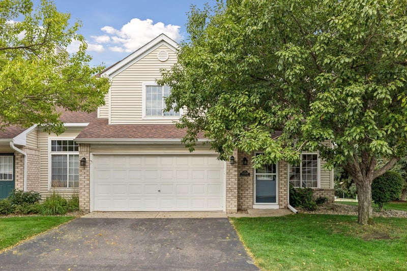 15329 Greenhaven Ln #101, Burnsville, MN 55306