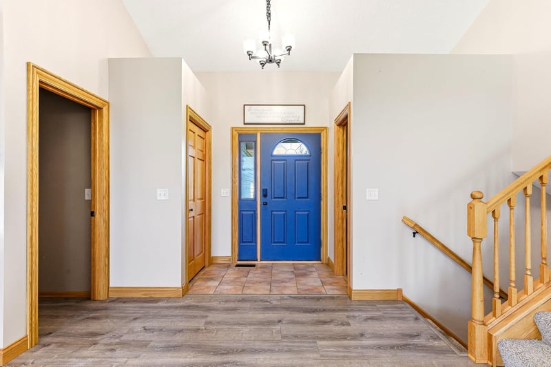 20366 150th St NW, Elk River, MN 55330