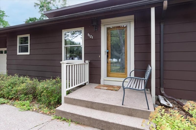 1121 River Heights Rd, Menomonie, WI 54751