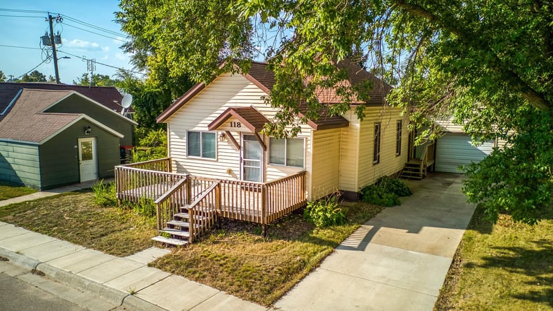 118 E Colfax St, Parkers Prairie, MN 56361