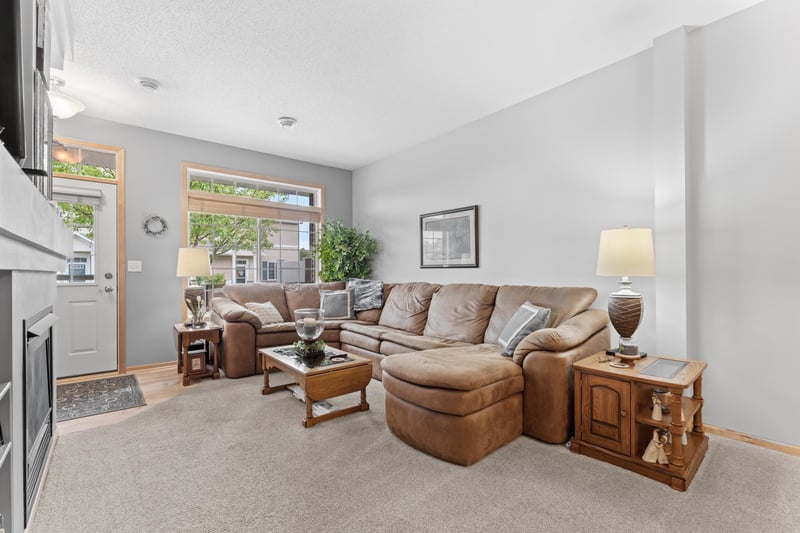 1877 Sandcherry Ct NW, Rochester, MN 55901
