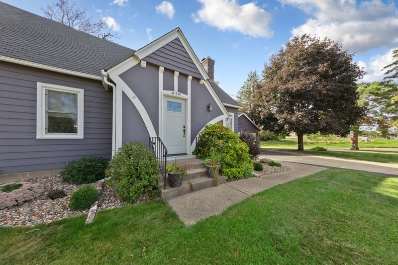 418 Prairie Ave, Faribault, MN 55021