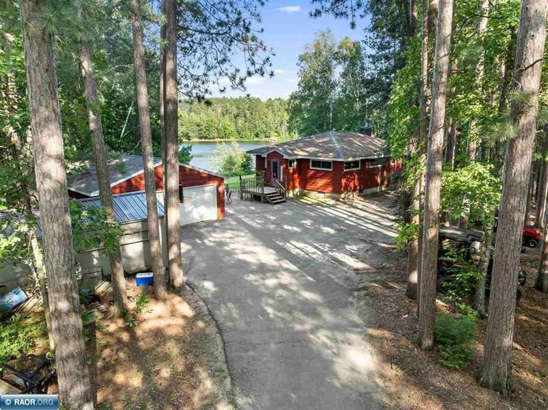 5210 Norway Dr, Gilbert, MN 55741