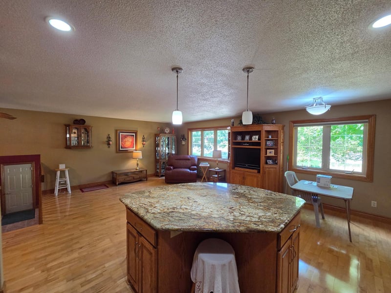 8311 County Road 6, Rockville, MN 56301