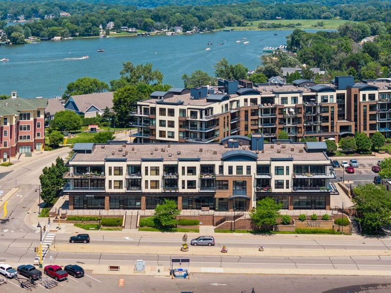 4100 Shoreline Dr #S304, Spring Park, MN 55384