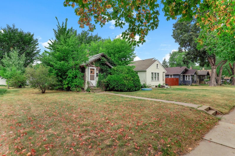 4039 Upton Ave N, Minneapolis, MN 55412