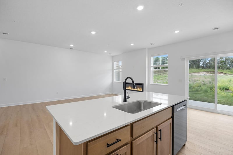 3524 Trails End Cir, Eagan, MN 55123