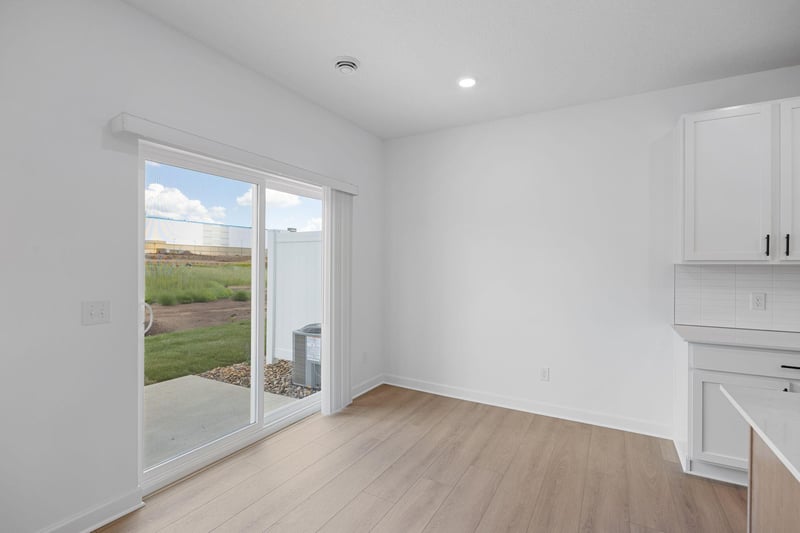 3524 Trails End Cir, Eagan, MN 55123