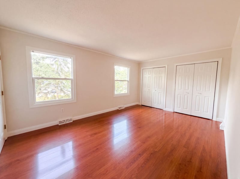 868 Wescott Sq, Eagan, MN 55123