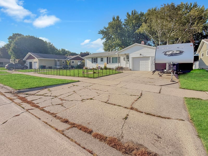 609 Washington Ave, Fairmont, MN 56031