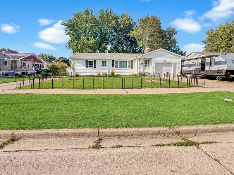 609 Washington Ave, Fairmont, MN 56031